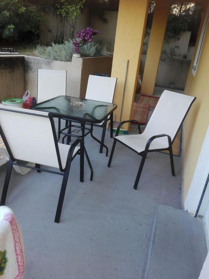 Ruza Vetrova Daire Bar Dış mekan fotoğraf