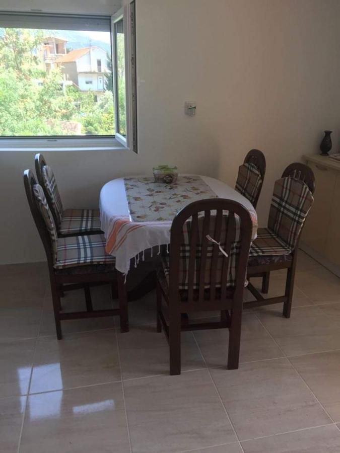 Ruza Vetrova Daire Bar Dış mekan fotoğraf