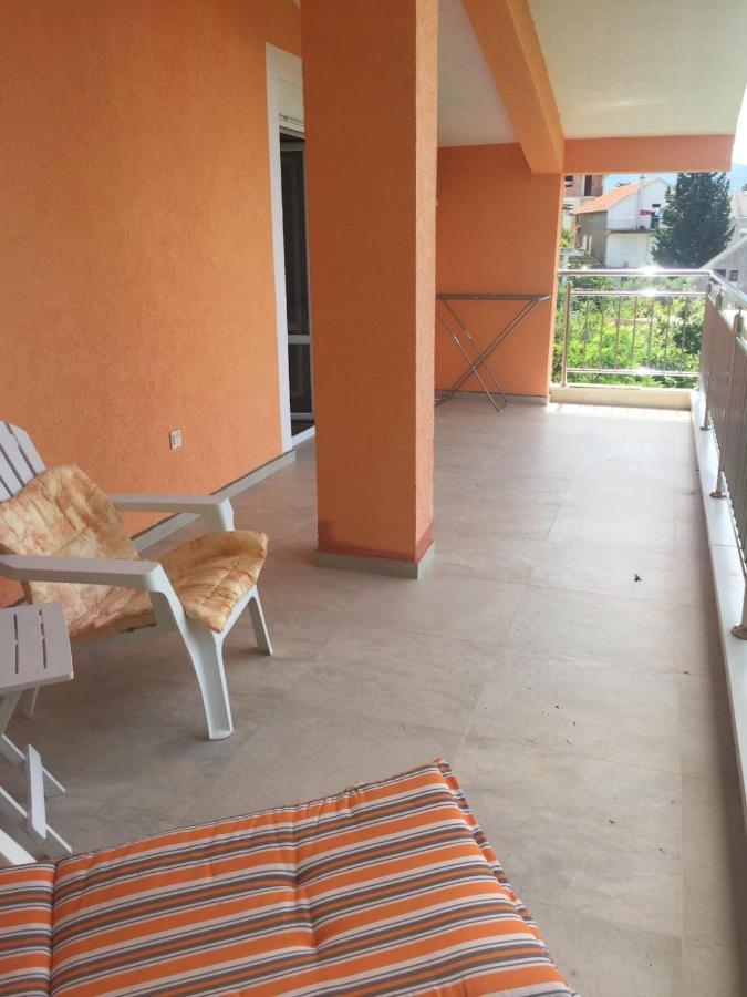 Ruza Vetrova Daire Bar Dış mekan fotoğraf